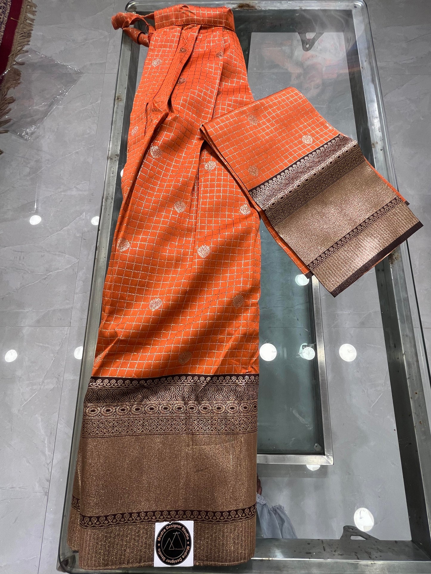Lehenga Checks - Blouse With Out Stitching