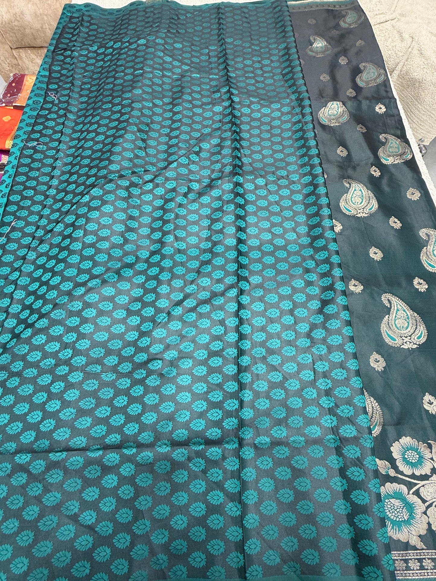 Satin Benaras 2
