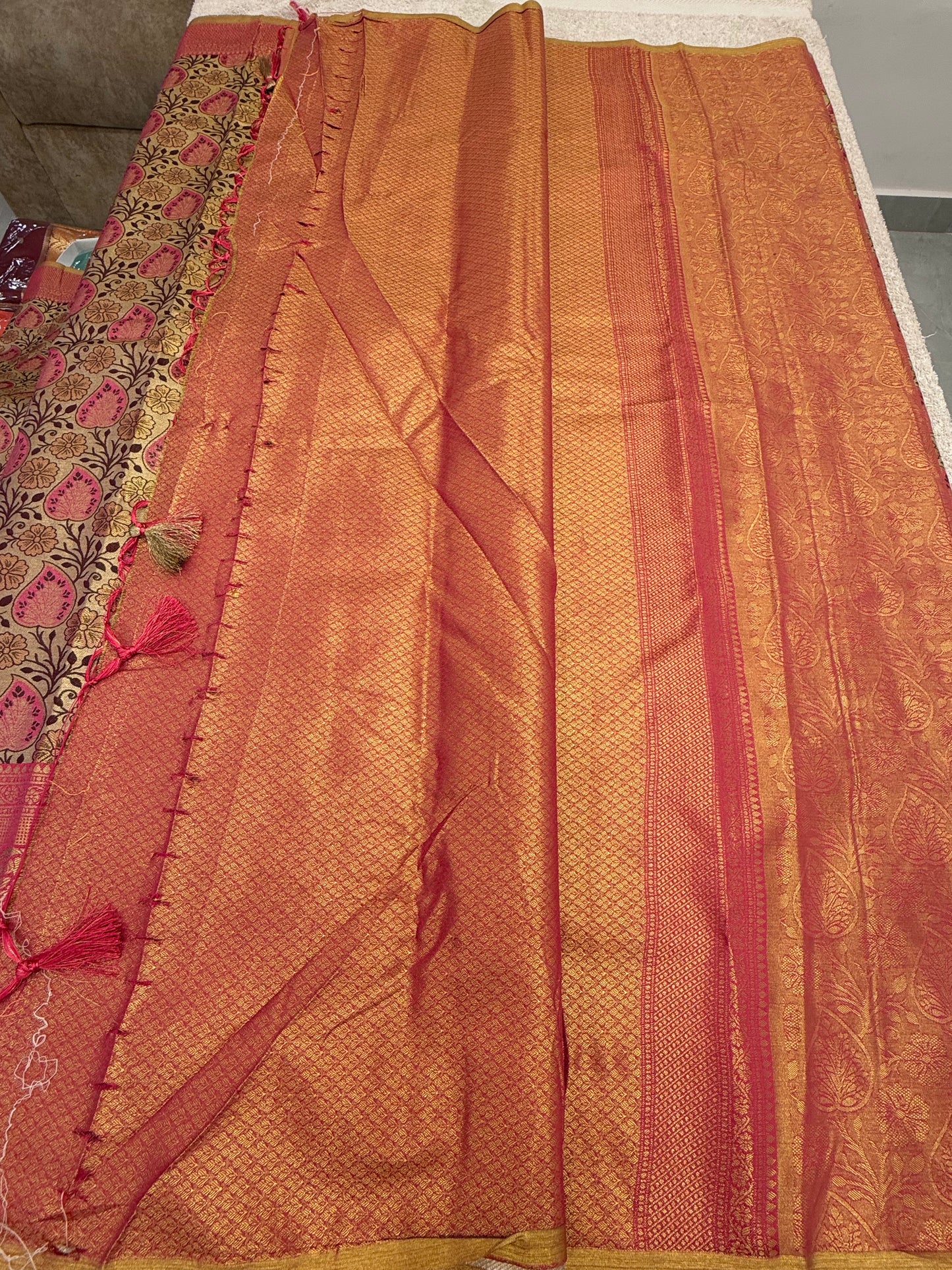 Kanchi Pattu 53
