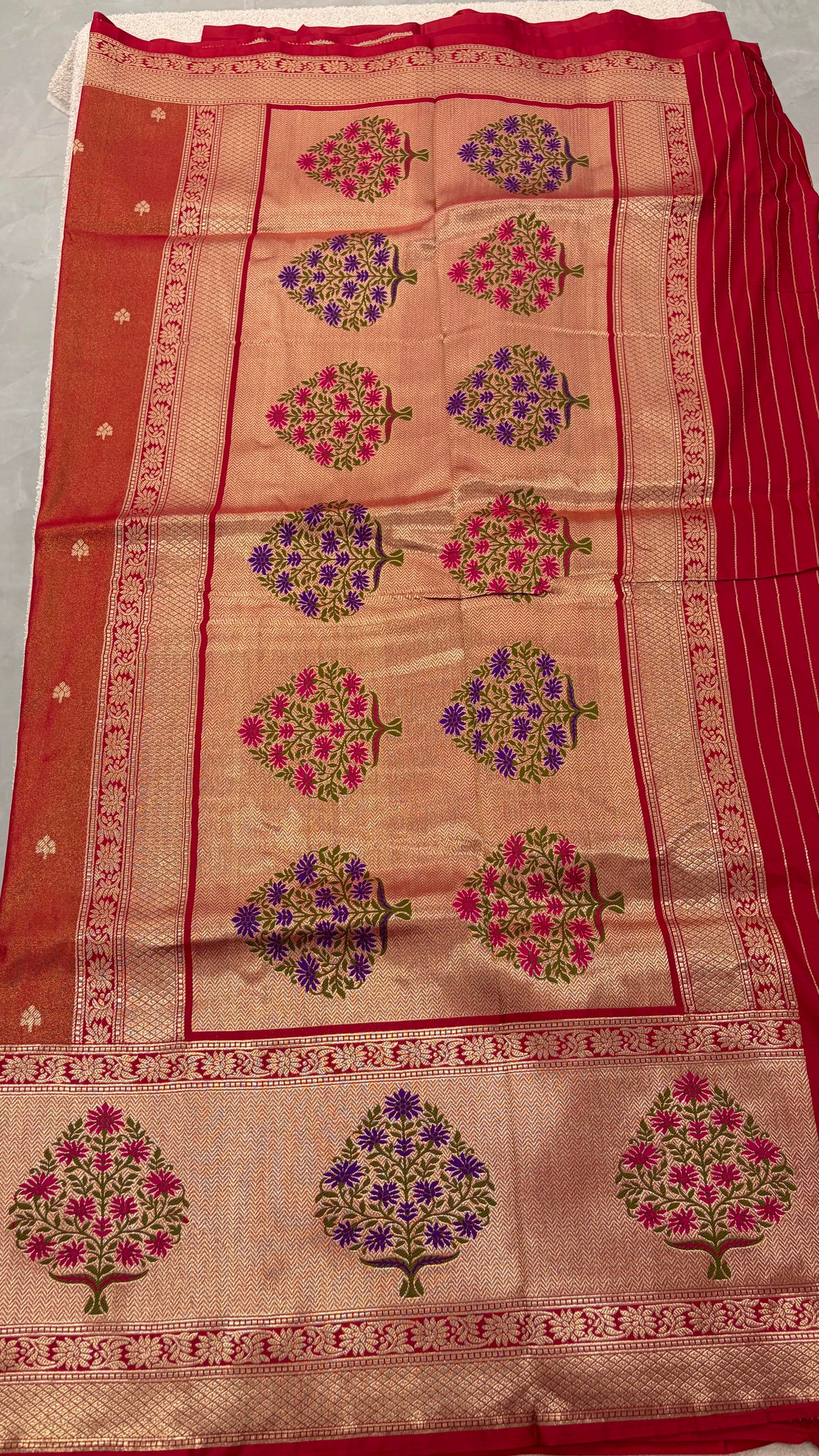 Tissue Kathan Benaras 024