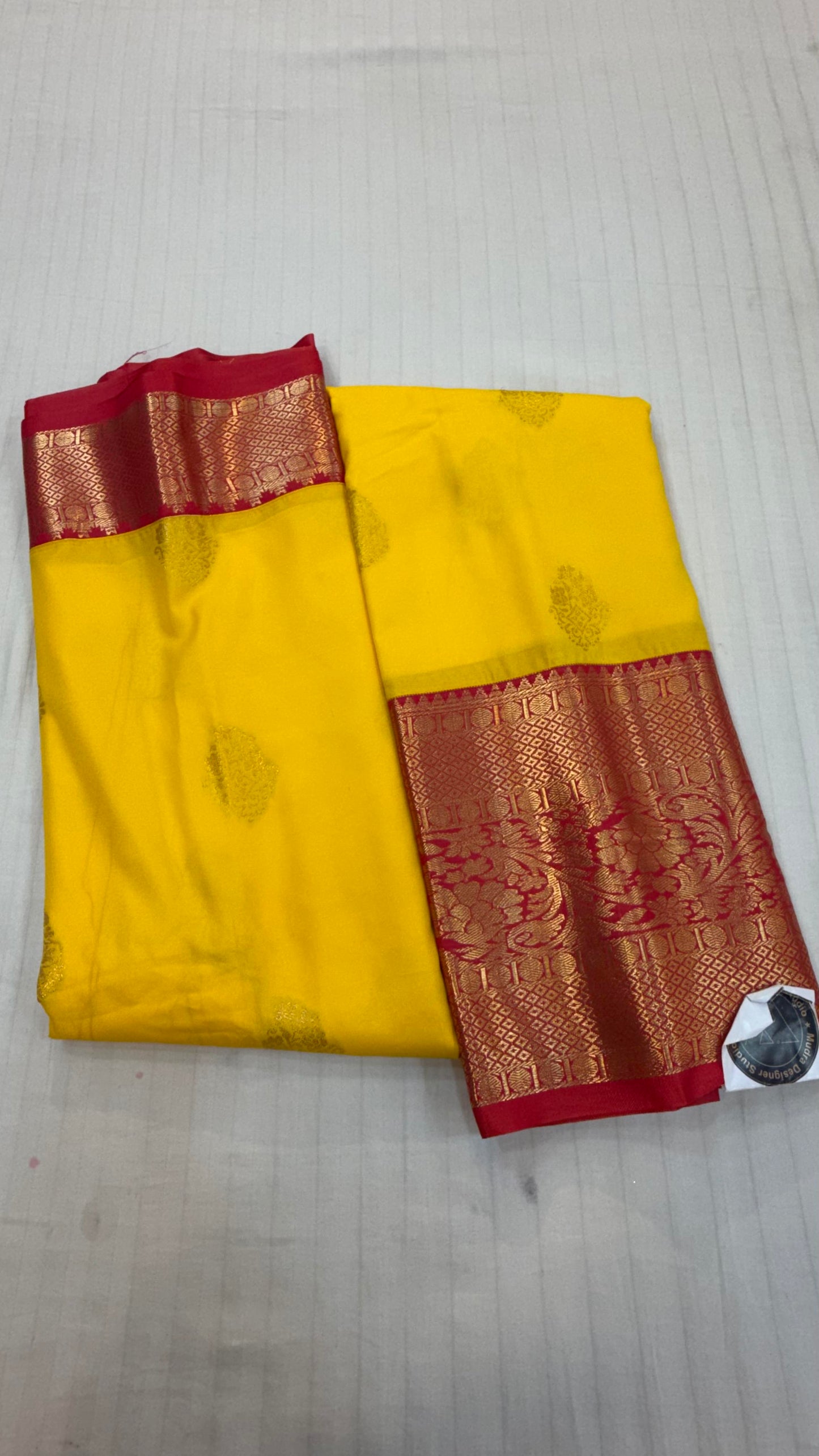 Semi Gadwal 15