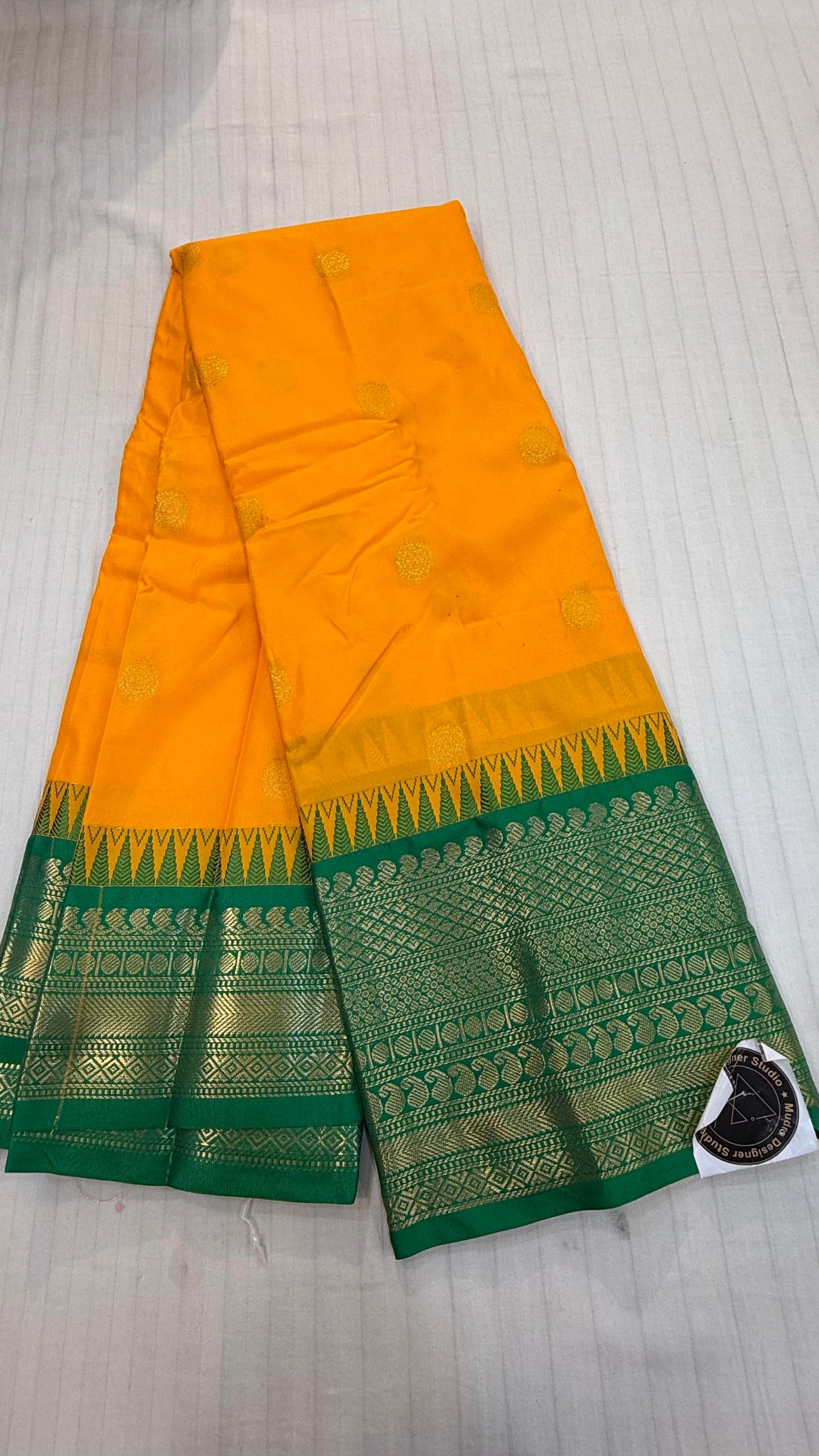 Semi Gadwal 16