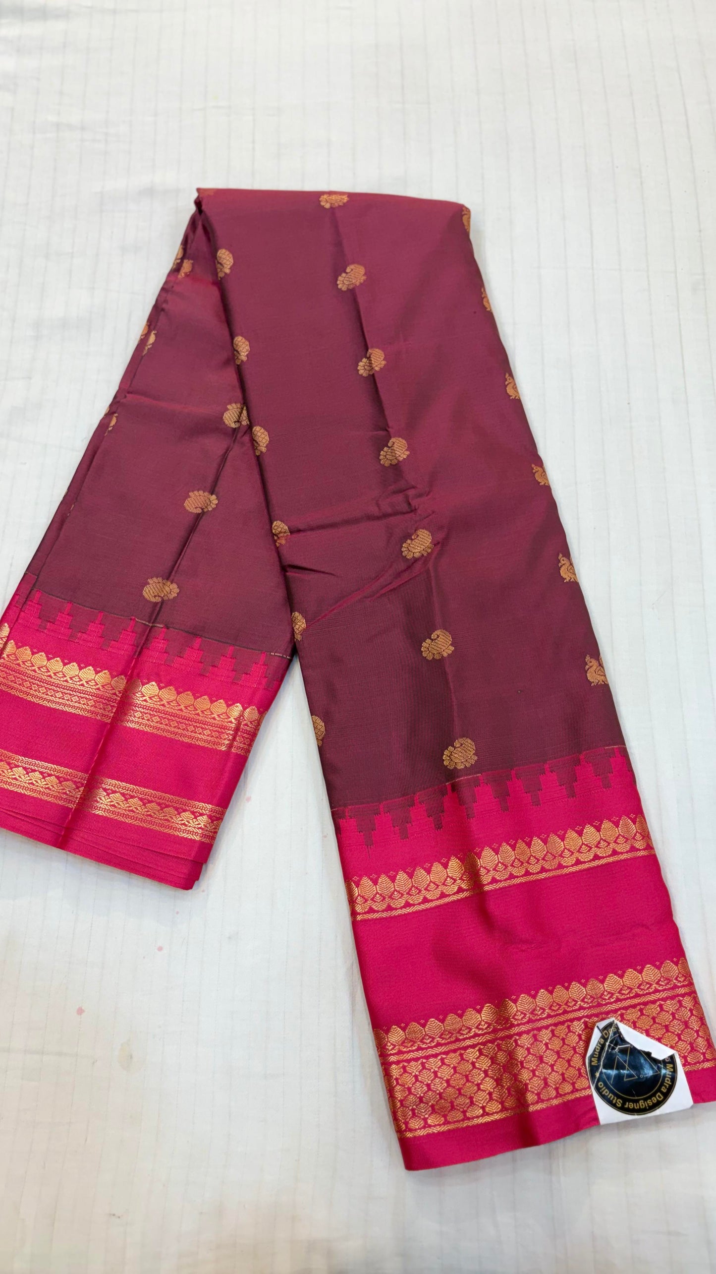 Semi Gadwal 18