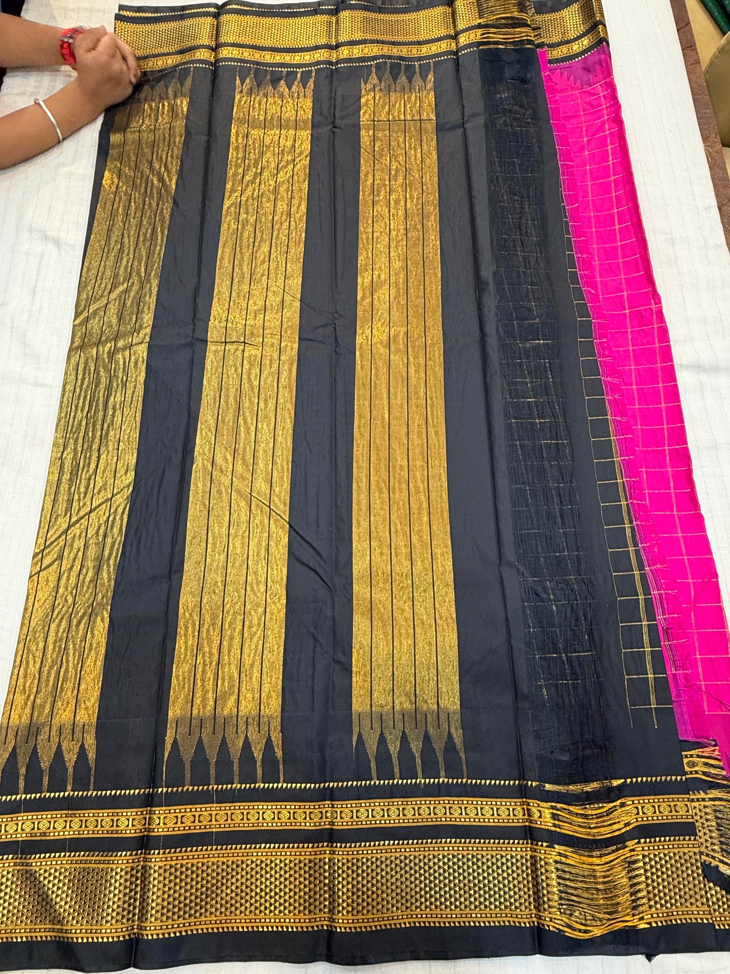 Gadwal Checks 16
