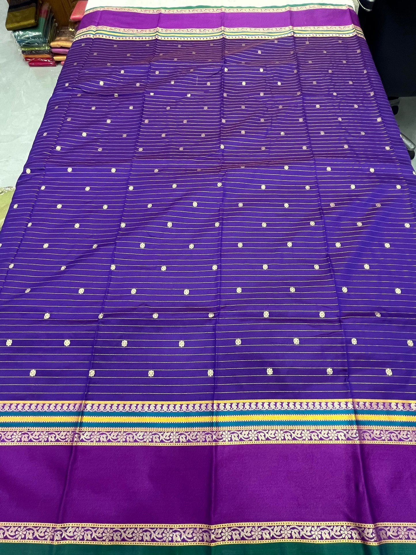 Vintage Soft Pattu
