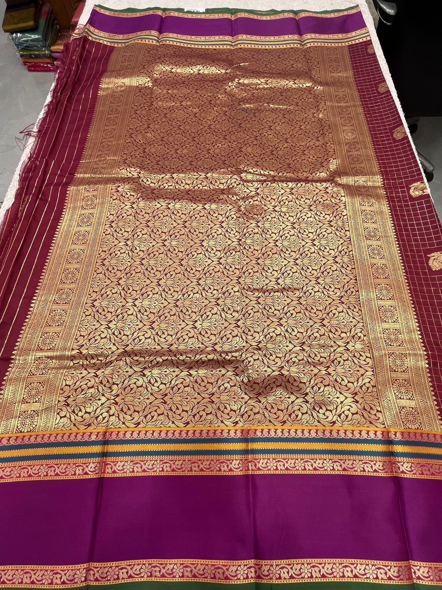 Vintage Soft Pattu