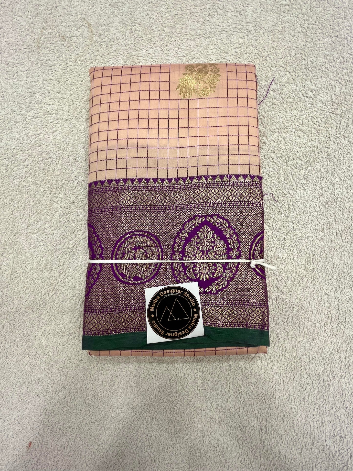 Vintage Soft Pattu