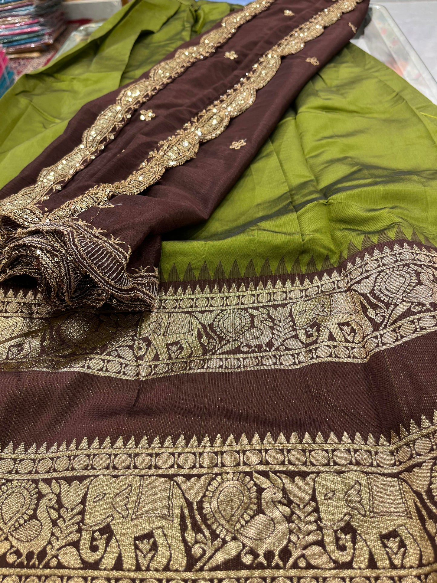 Lehenga - Blouse With Out Stitching