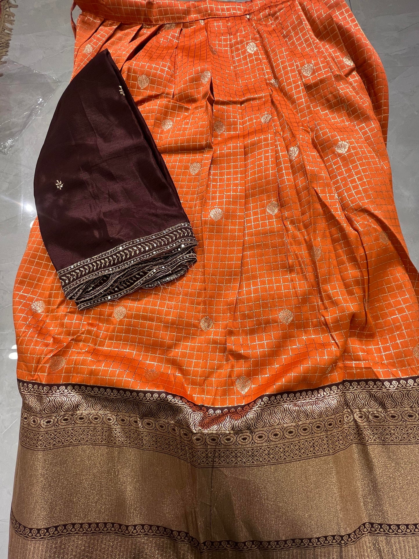 Lehenga Checks - Blouse With Out Stitching