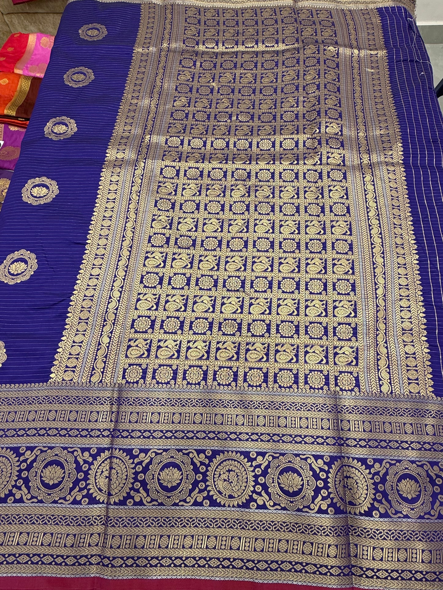 Fancy Pattu 1
