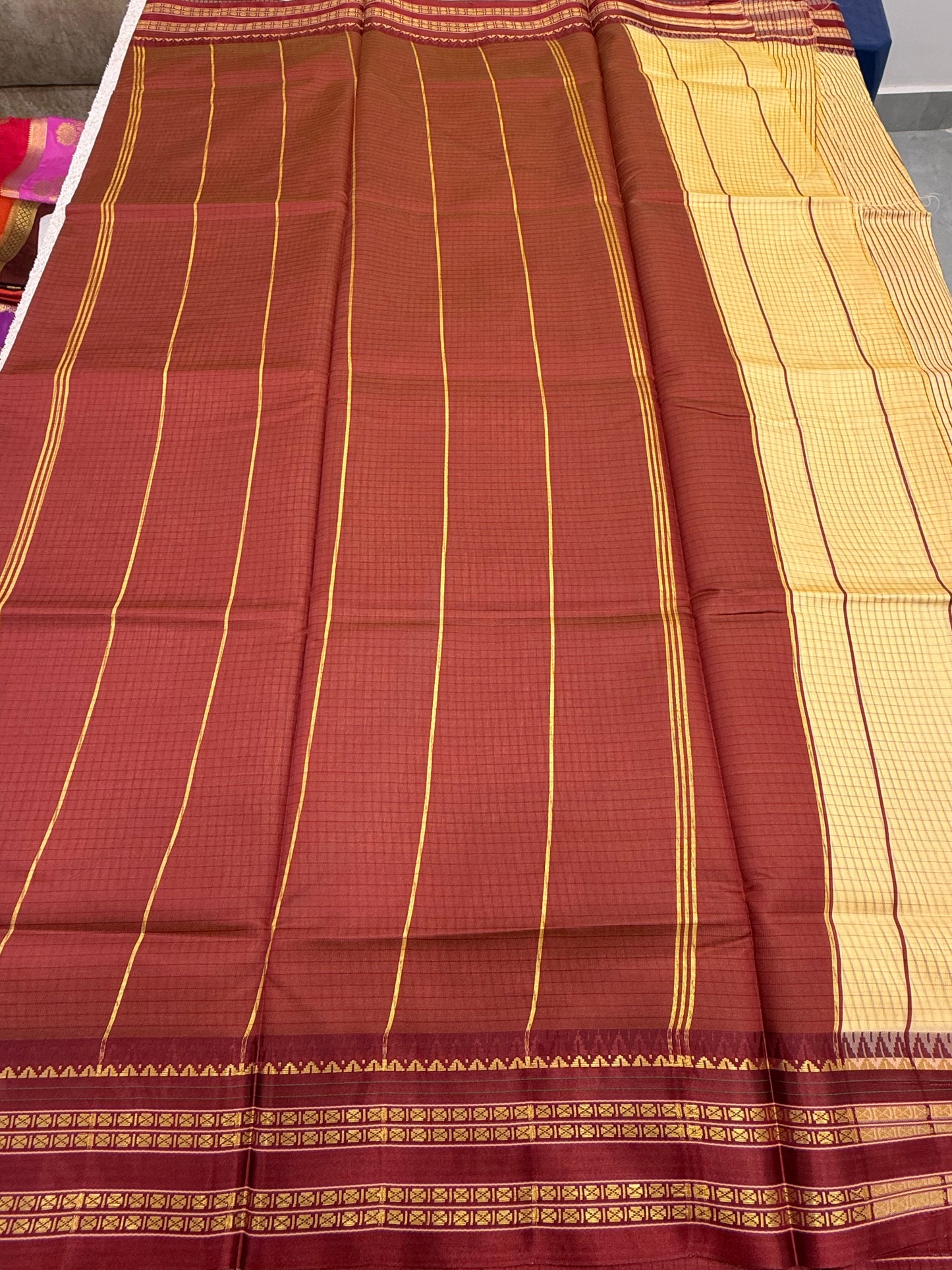 Silky Pattu Light Wait 9