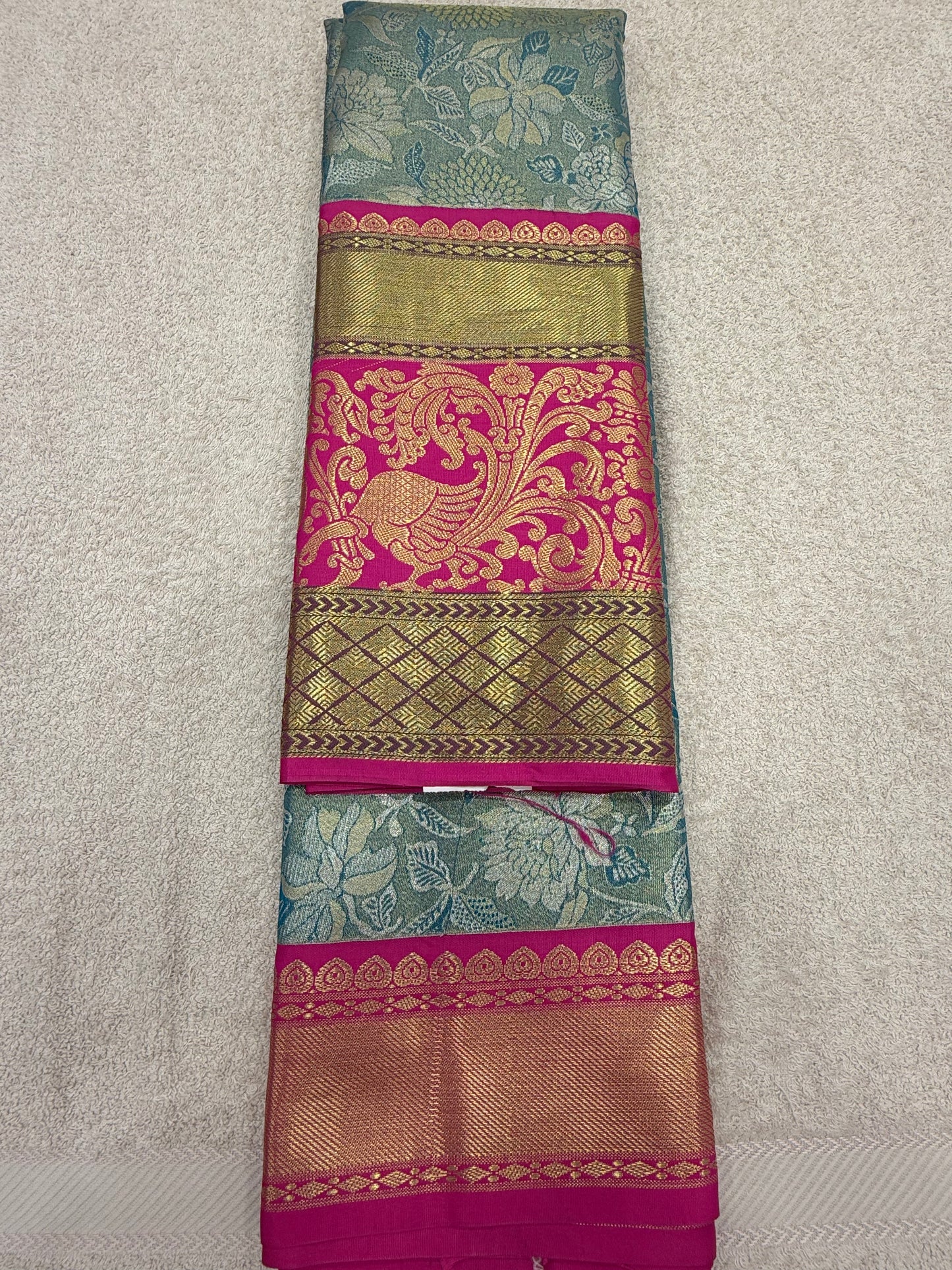 Kanchi Pattu 21