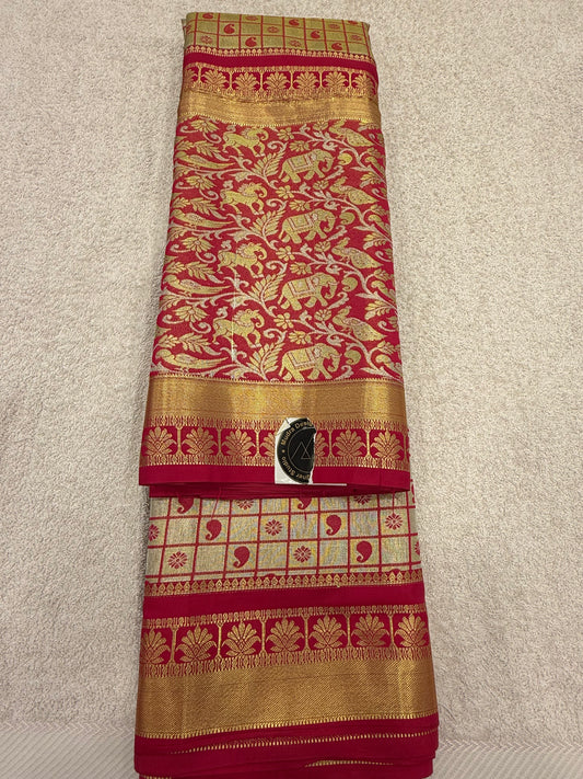 Kanchi Pattu 28