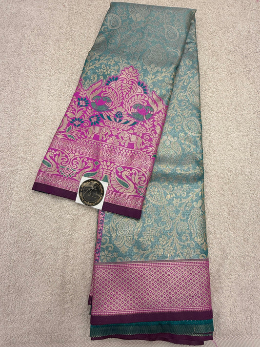 Kanchi Pattu 38