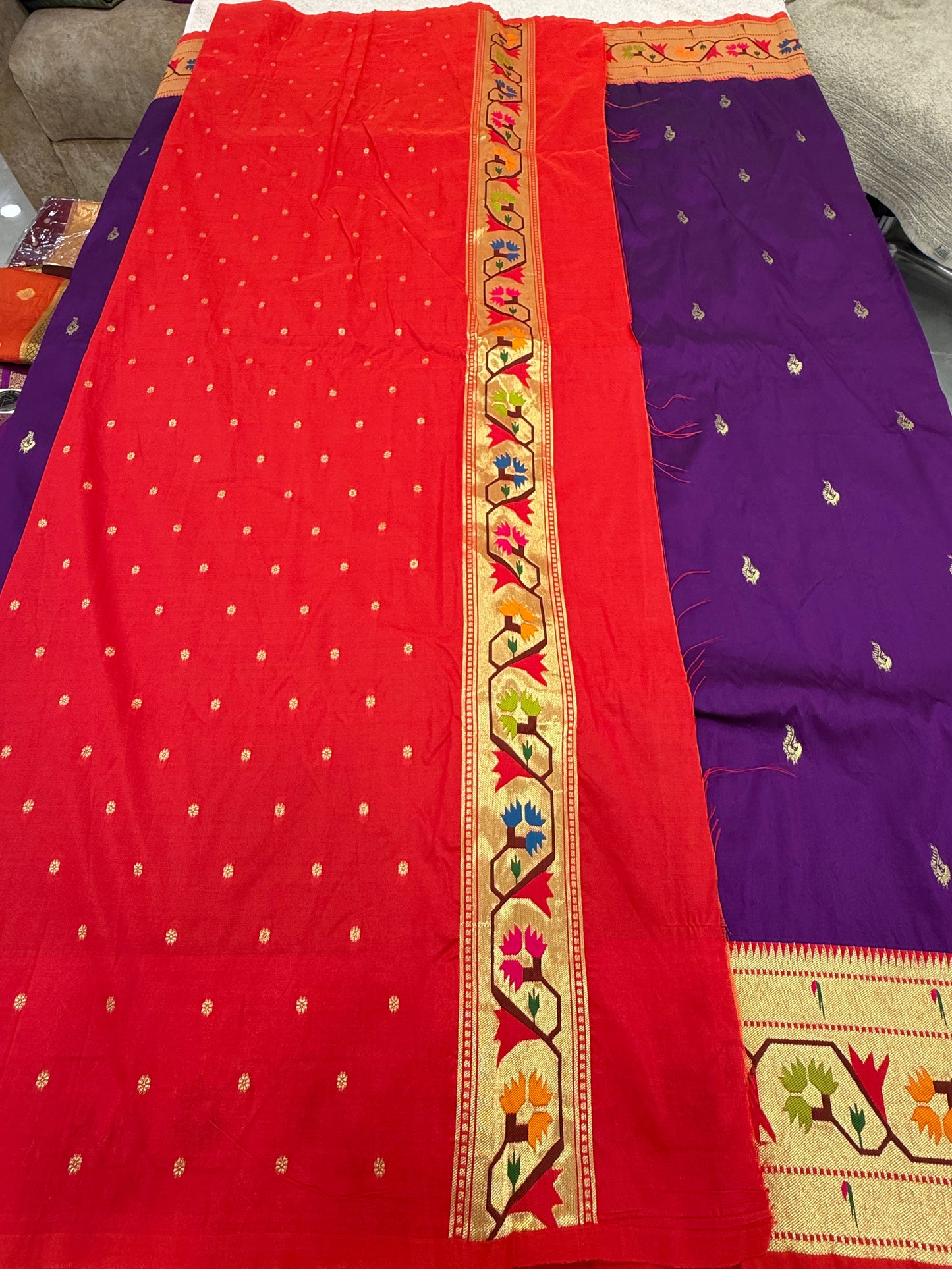 Preamium Paithani 2