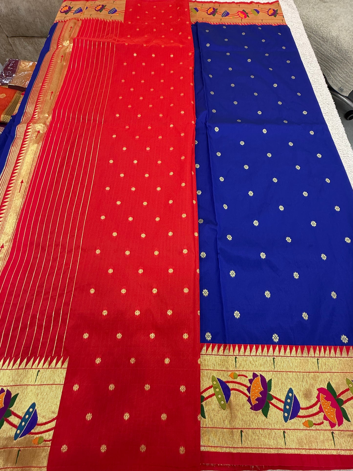 Preamium Paithani 1