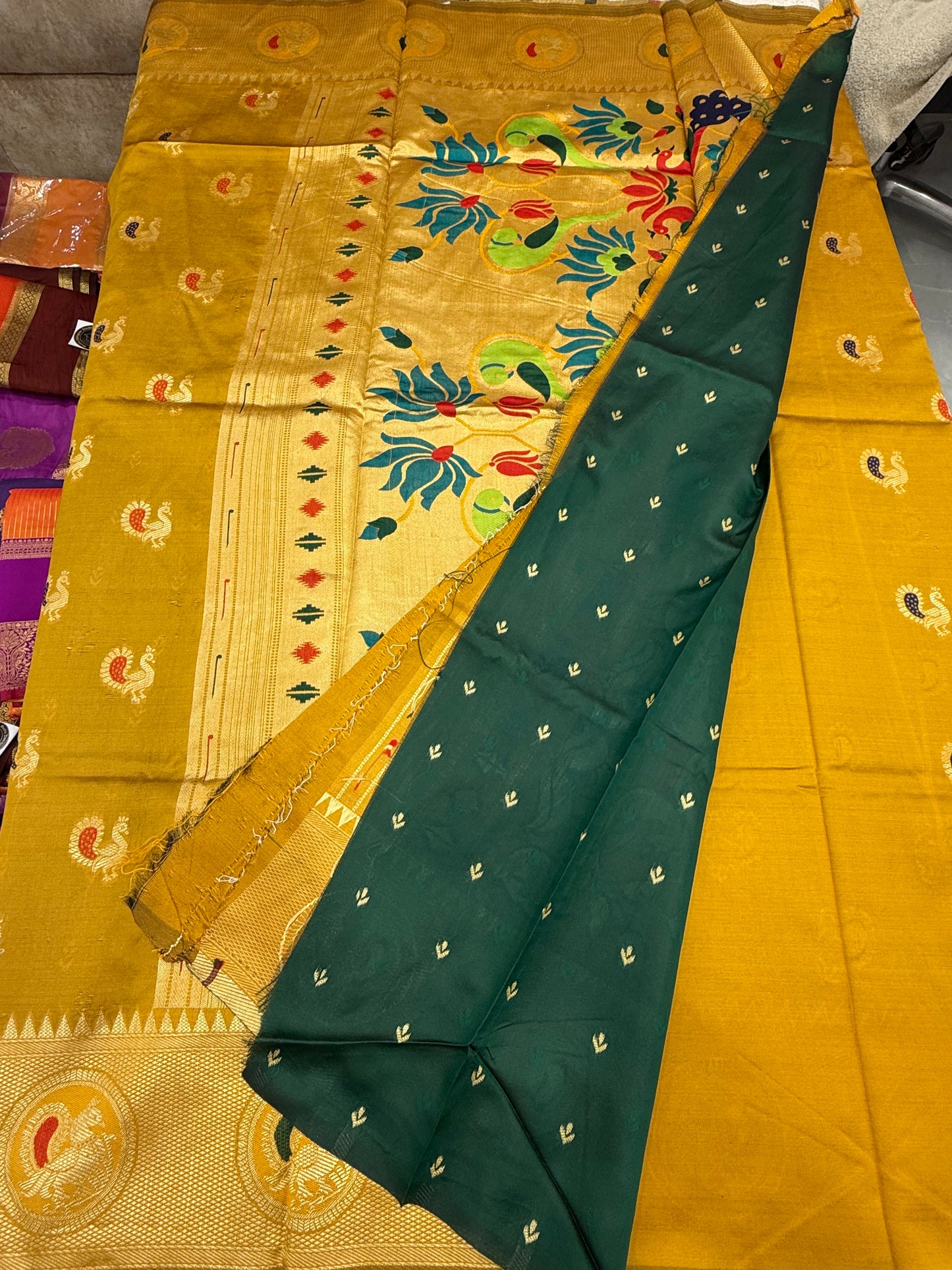Paithani 01