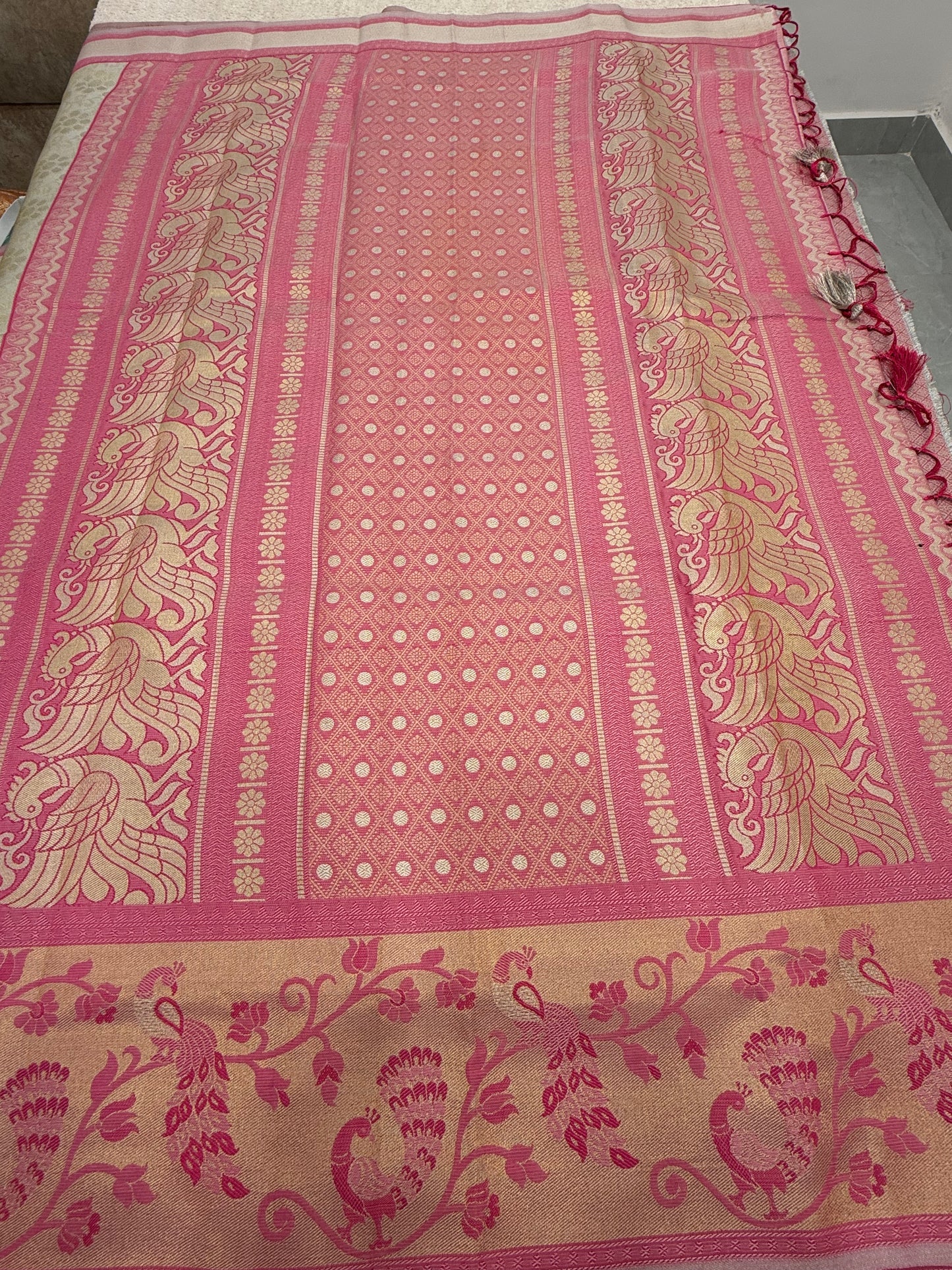 Kanchi Pattu 66