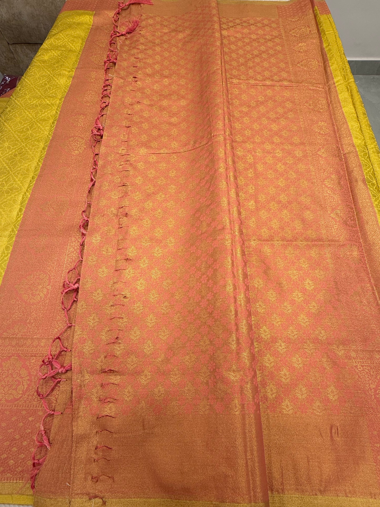 Kanchi Pattu 63