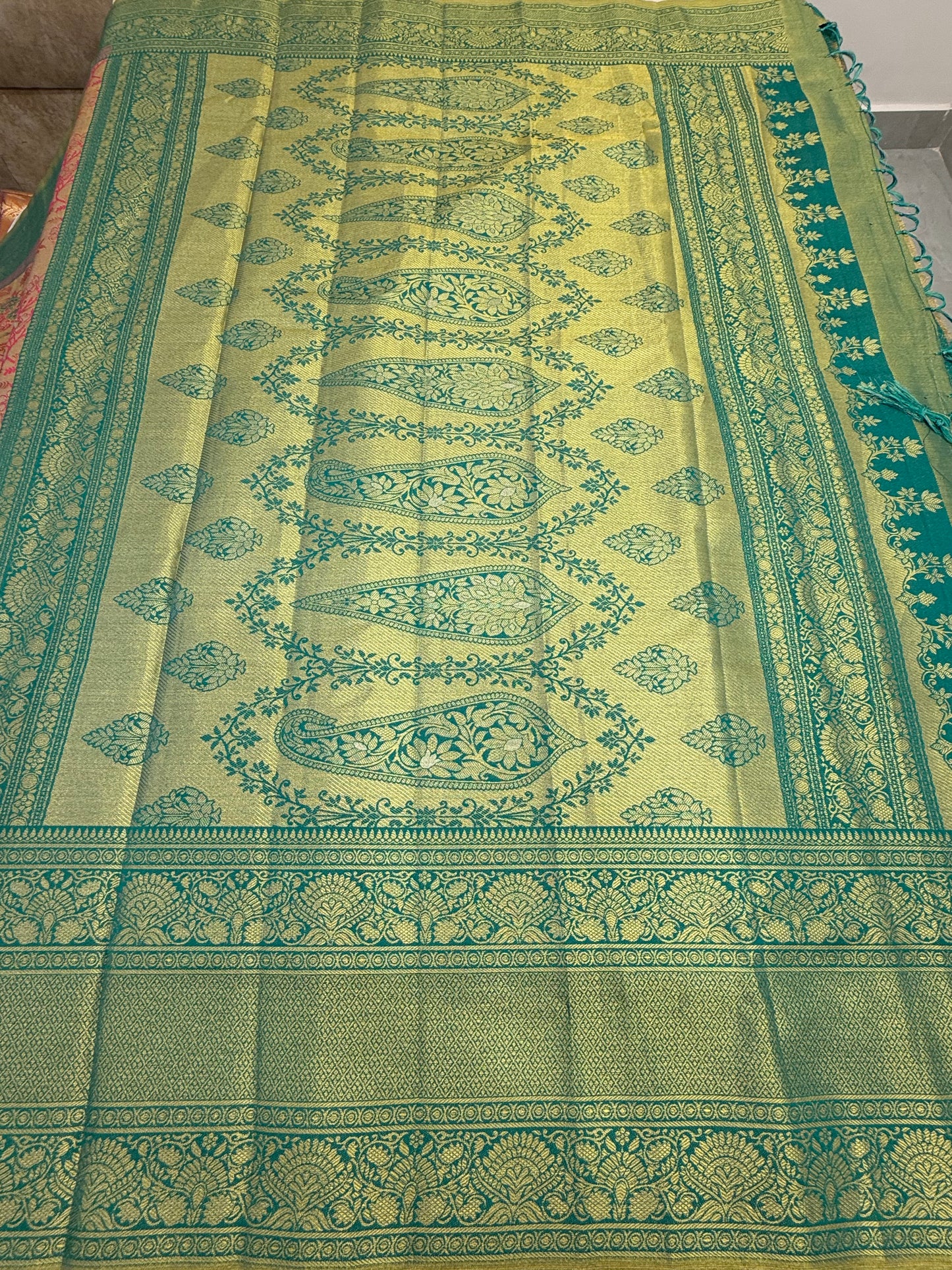 Kanchi Pattu 56