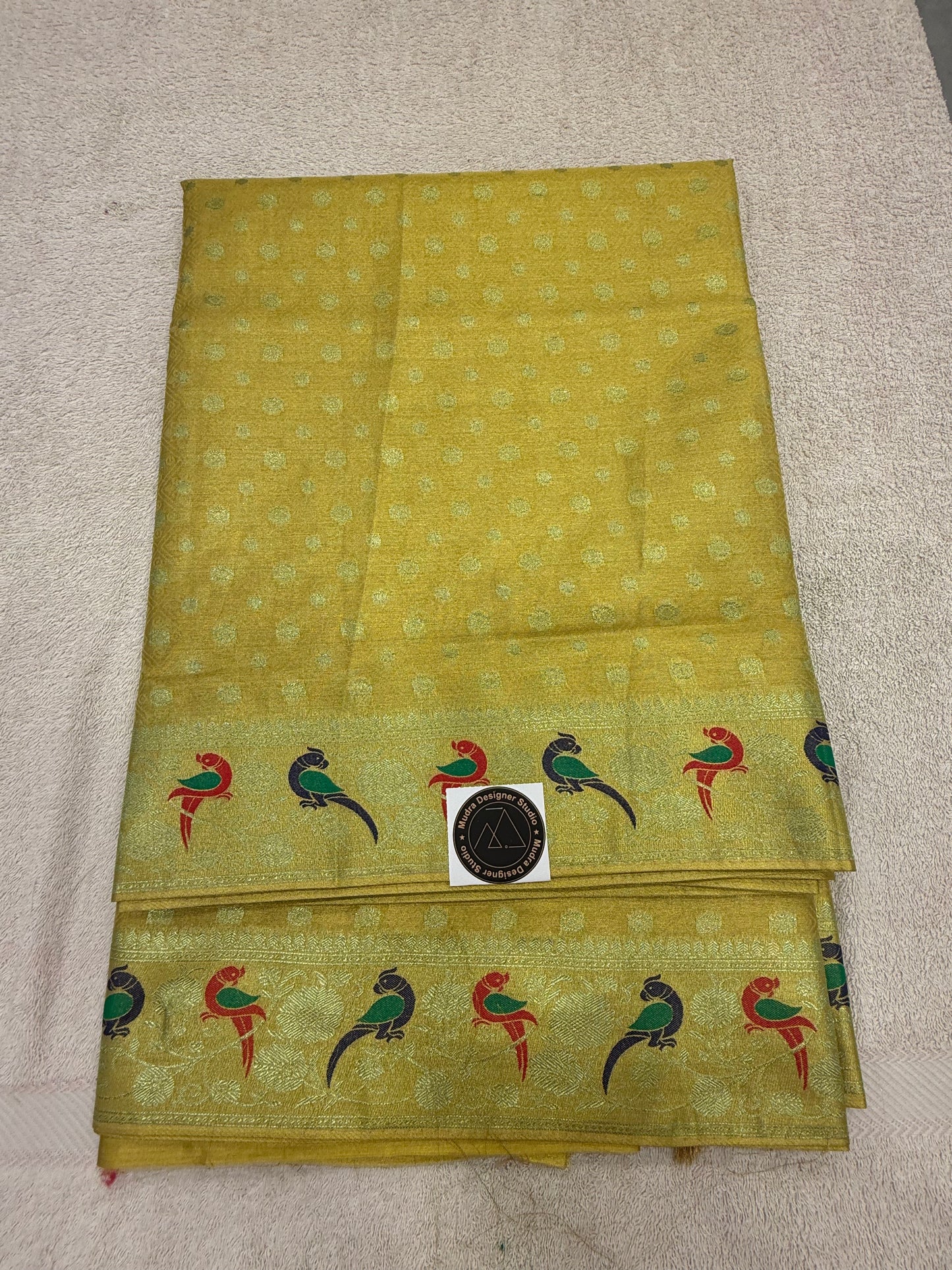 Kanchi Pattu 48