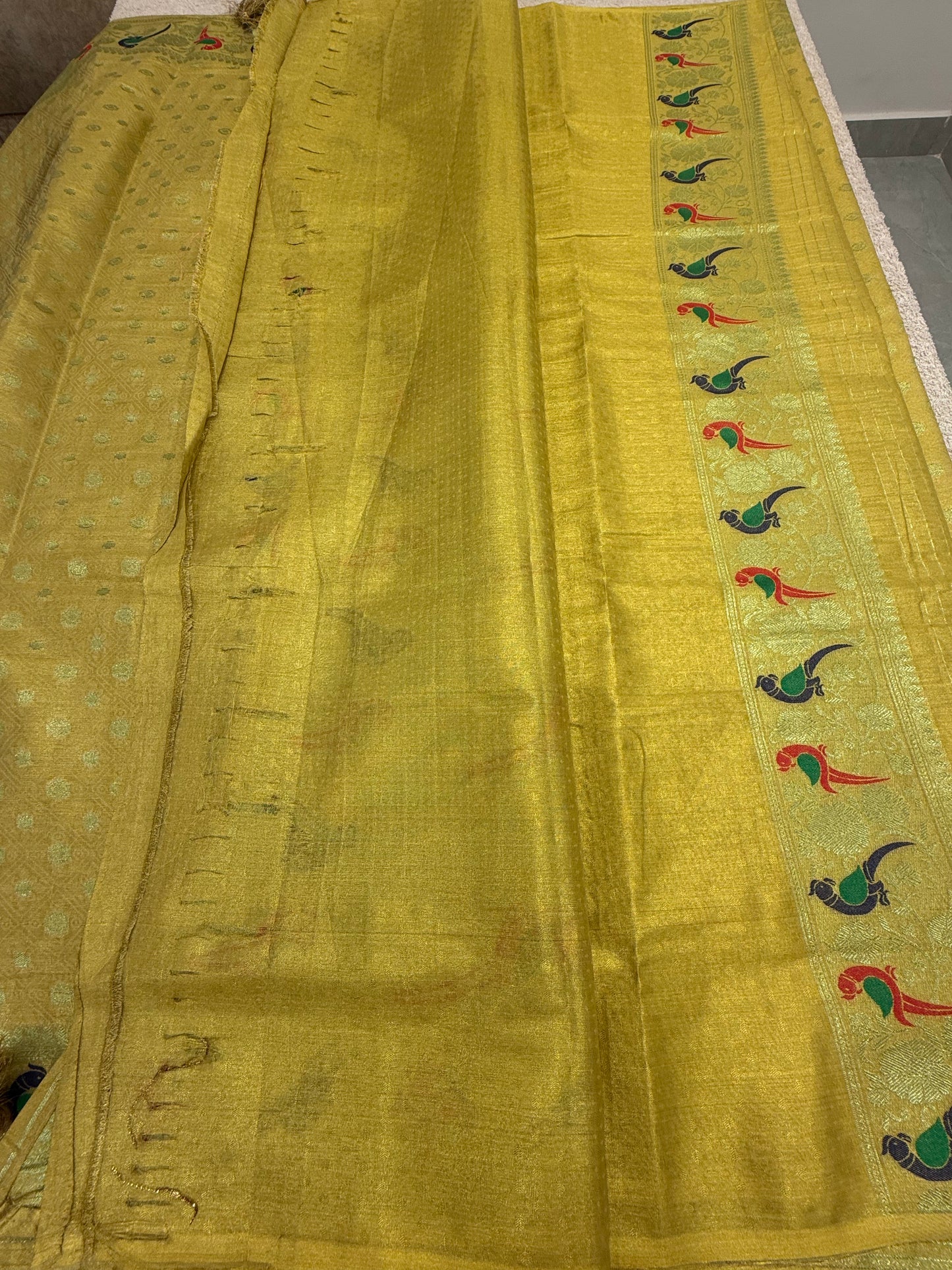 Kanchi Pattu 48