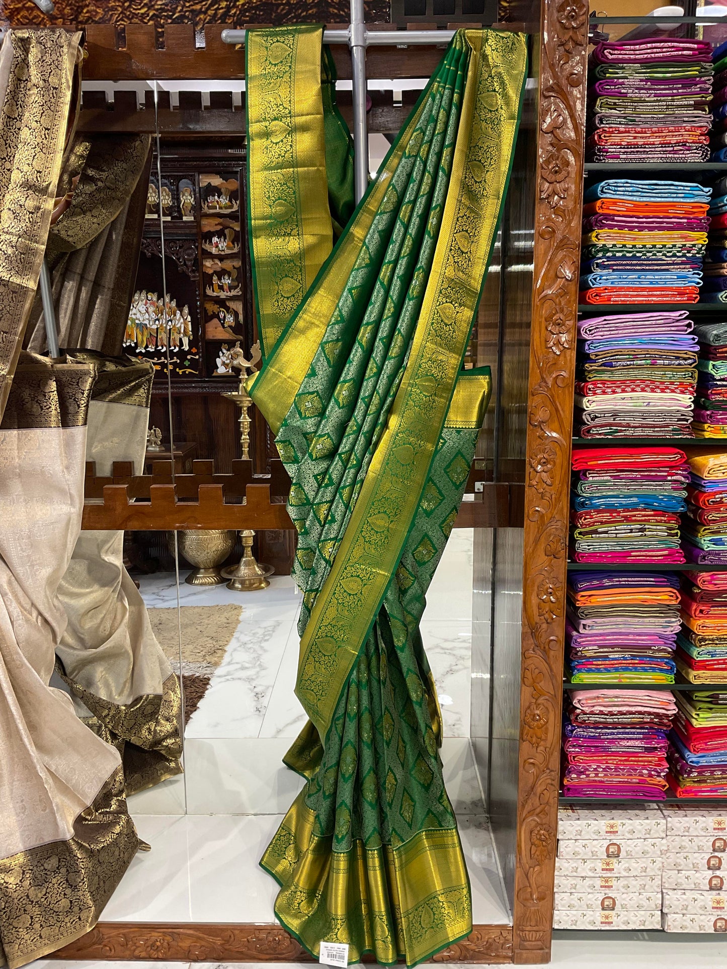 Self Kanchi Pattu