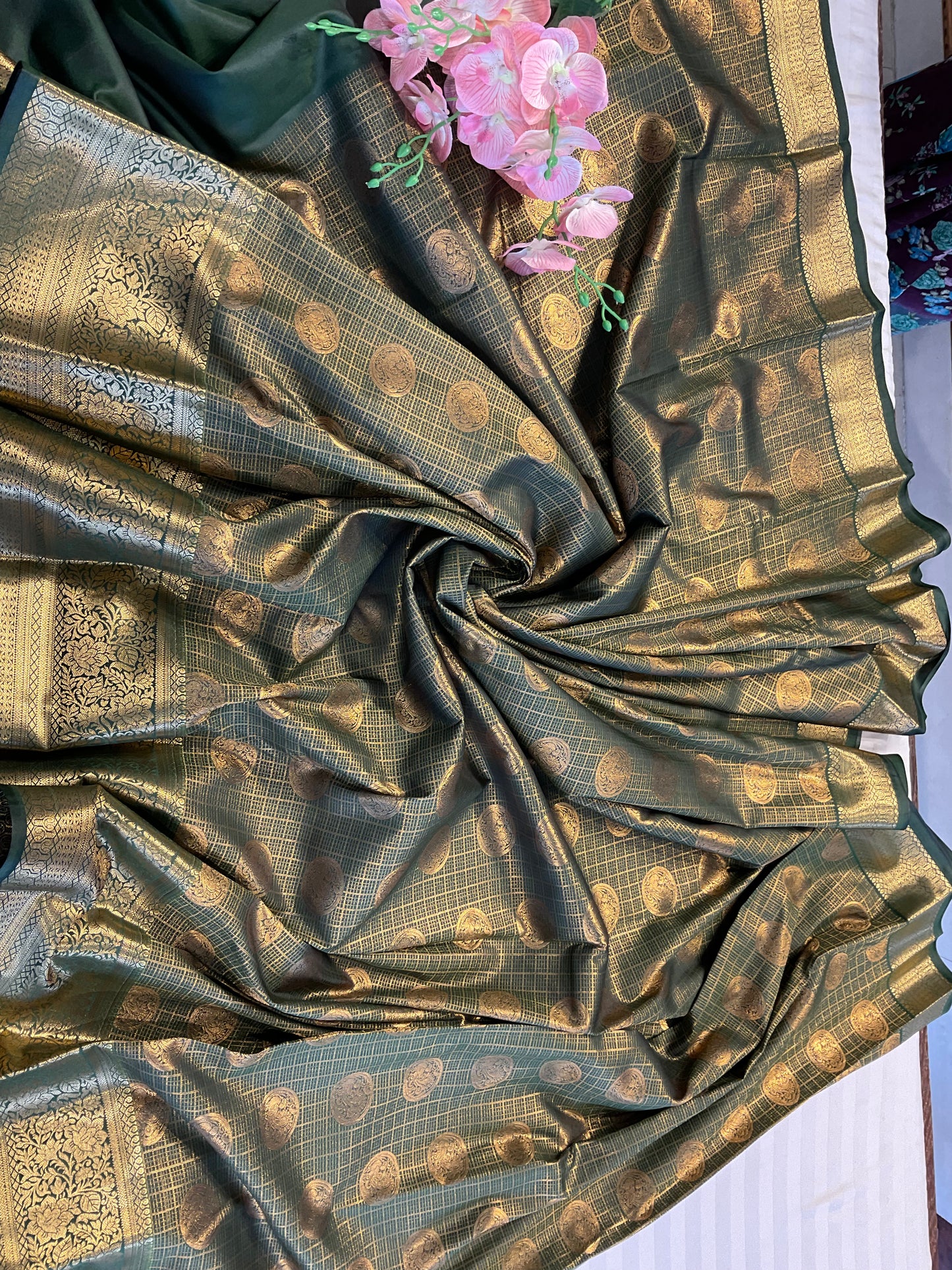 Kanchi Pattu 6