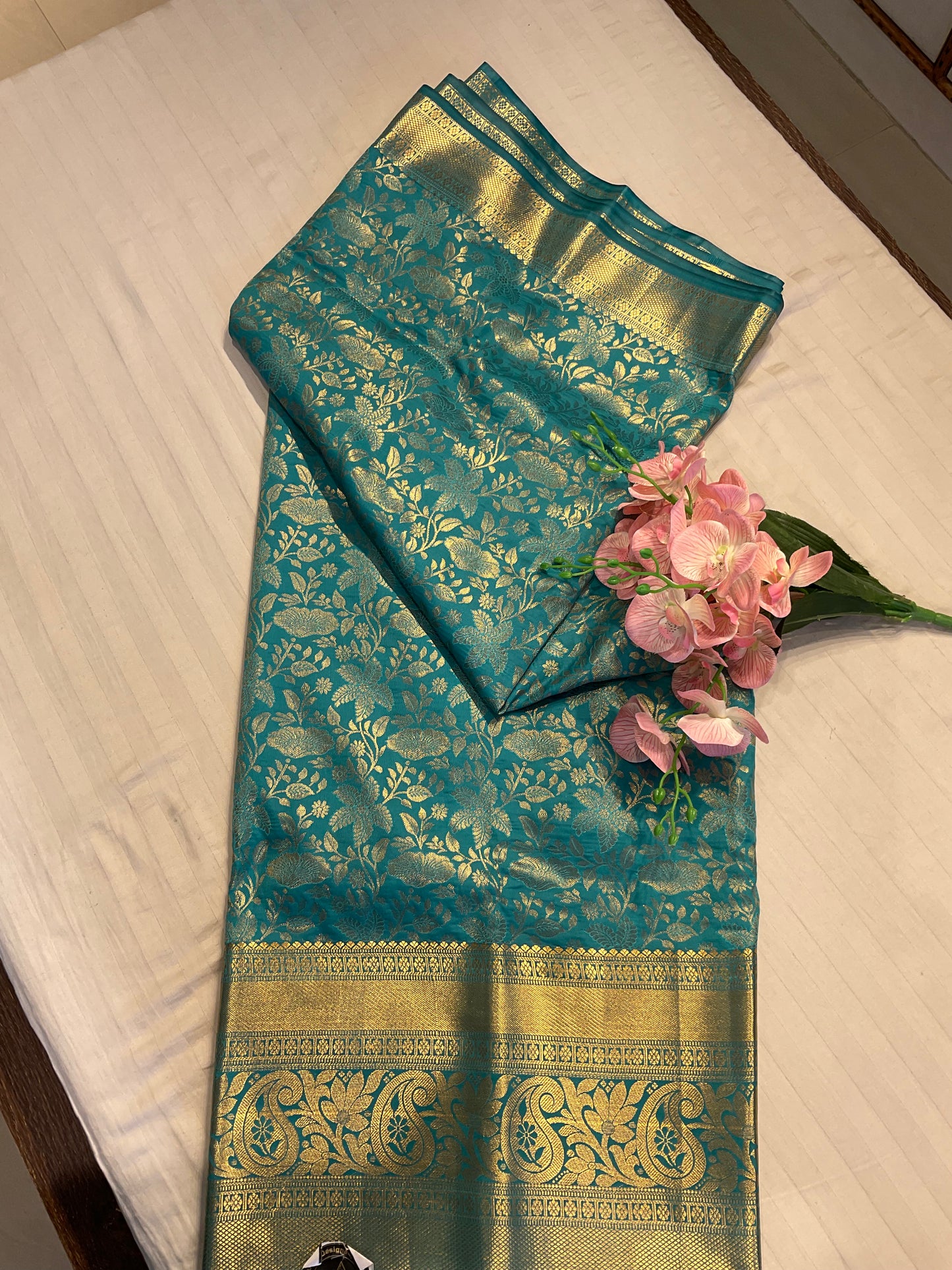 Kanchi Pattu 11