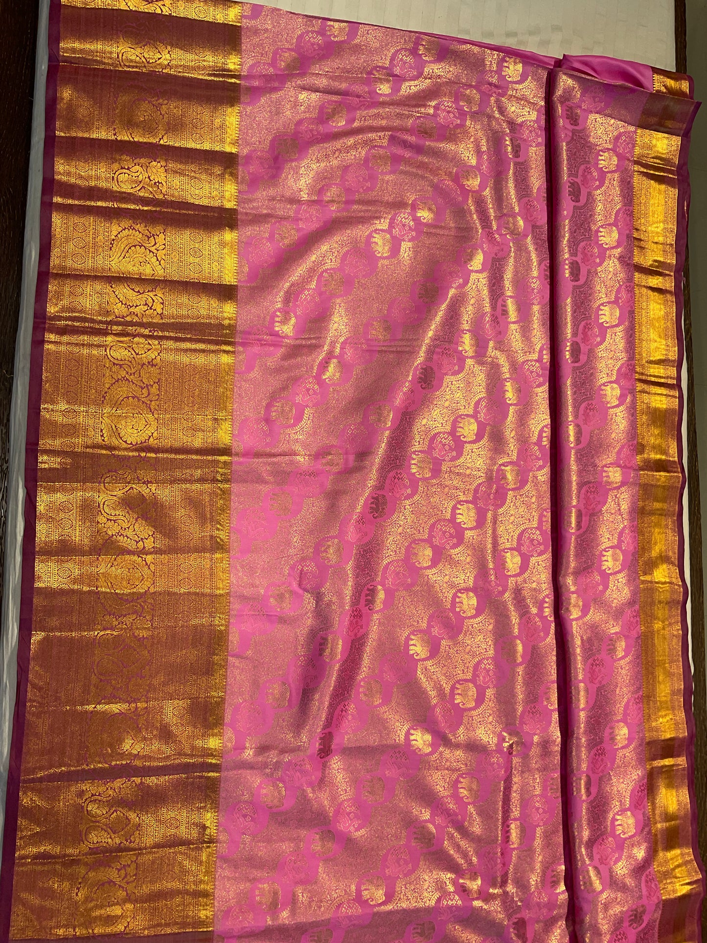 Kanchi Pattu 15