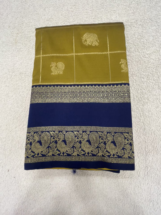 Vintage Soft Pattu